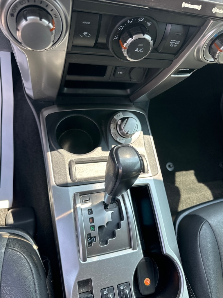 Toyota 4Runner TRD Off Road Premium 4WD (Natl) 2020