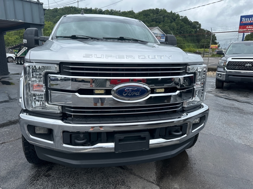 Ford Super Duty F-350 SRW King Ranch 4WD Crew Cab 8' Box 2019