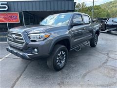2017 Toyota Tacoma  2017 Toyota Tacoma