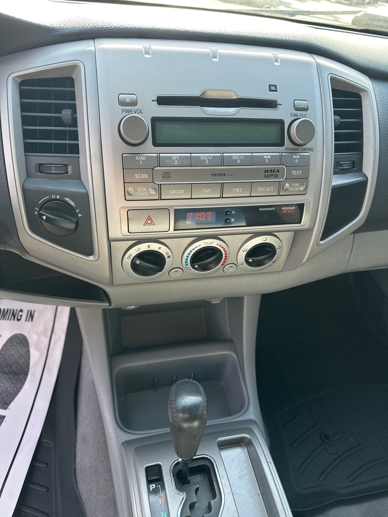 Toyota Tacoma 4WD Double V6 MT (Natl) 2011 Toyota Tacoma 4WD Double V6 MT (Natl) 2011