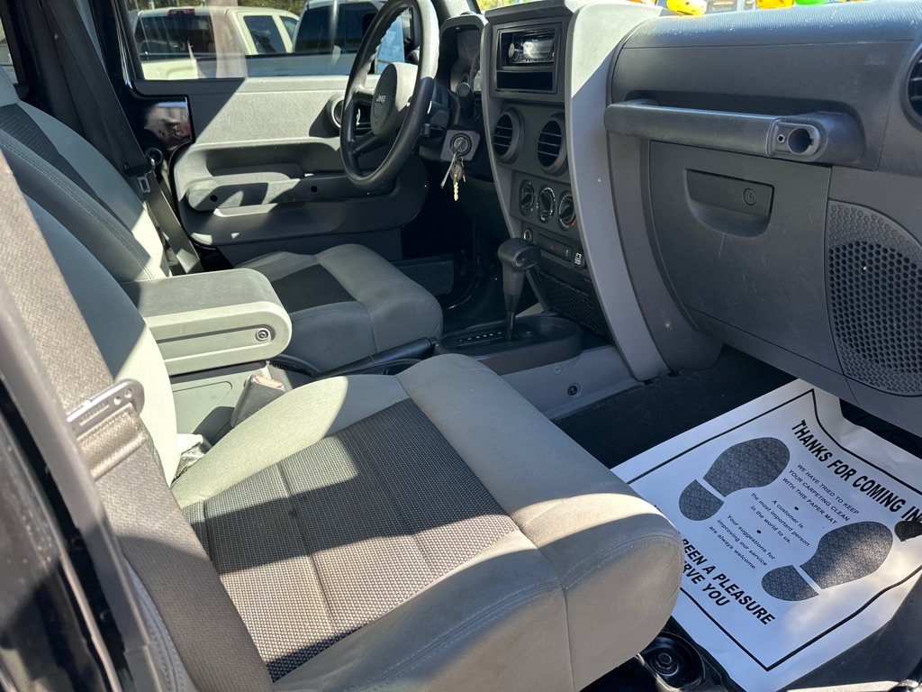 Jeep Wrangler Unlimited 4WD 4dr Sport 2010