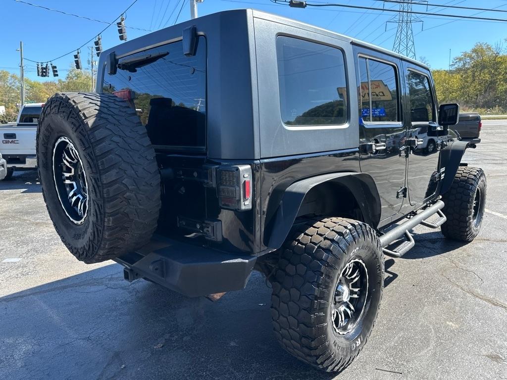 Jeep Wrangler Unlimited 4WD 4dr Sport 2010
