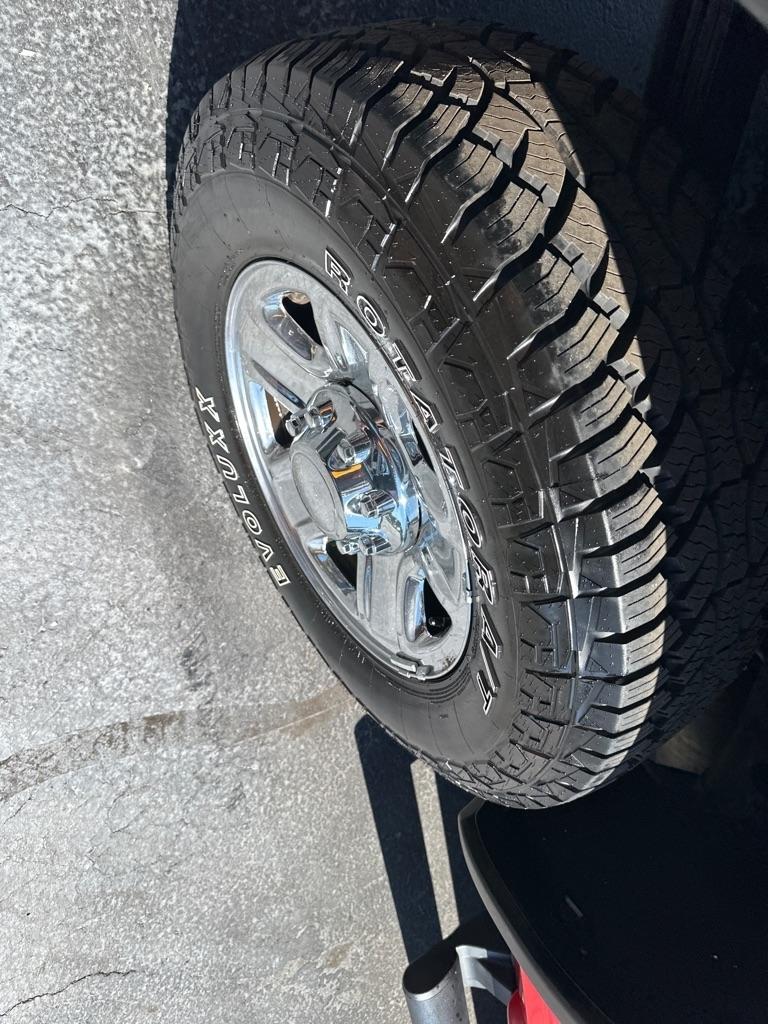 RAM 3500 Tradesman 4x4 Crew Cab 6'4" Box 2017