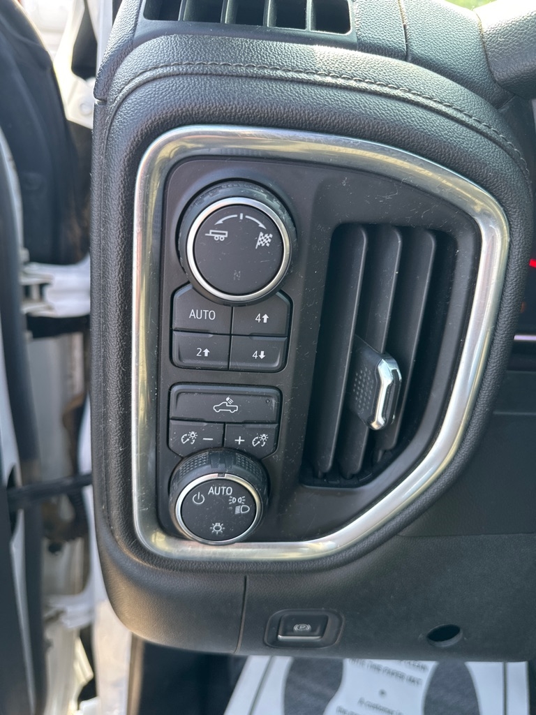 Chevrolet Silverado 1500 4WD Crew Cab 157" LT 2019