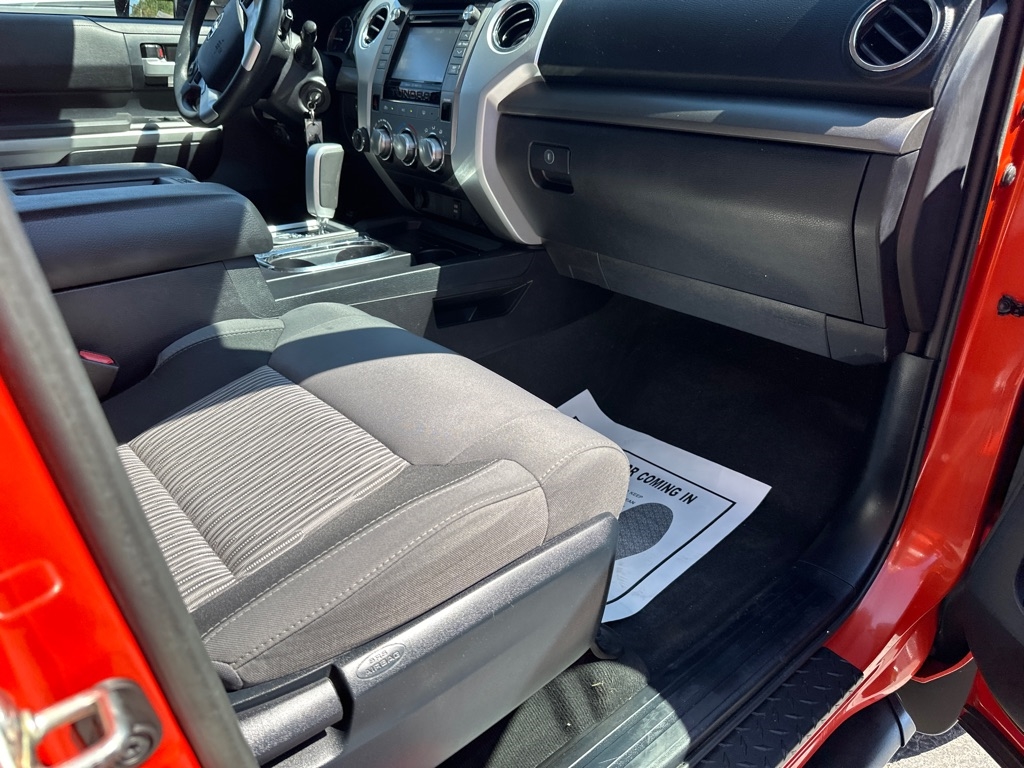 Toyota Tundra 4WD Truck CrewMax 5.7L FFV V8 6-Spd AT TRD Pro (Natl) 2016