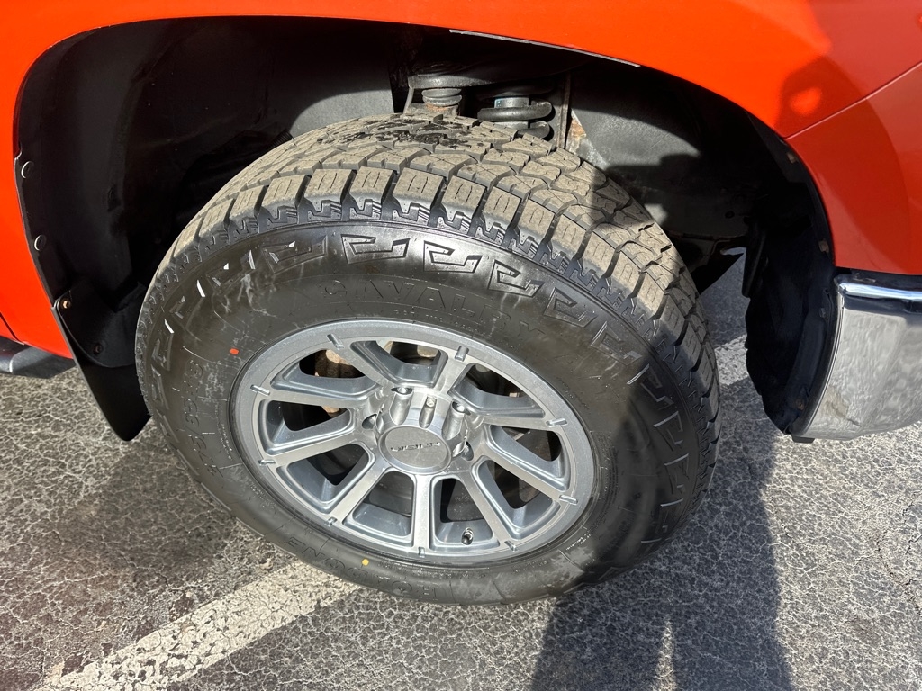 Toyota Tundra 4WD Truck CrewMax 5.7L FFV V8 6-Spd AT TRD Pro (Natl) 2016