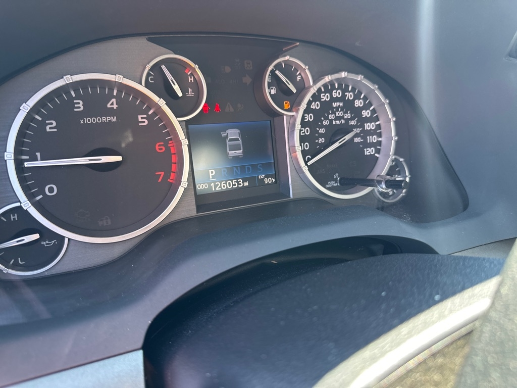 Toyota Tundra 4WD Truck CrewMax 5.7L FFV V8 6-Spd AT TRD Pro (Natl) 2016