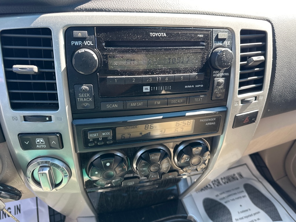 2006 Toyota 4Runner Limited V8 4WD photo 14