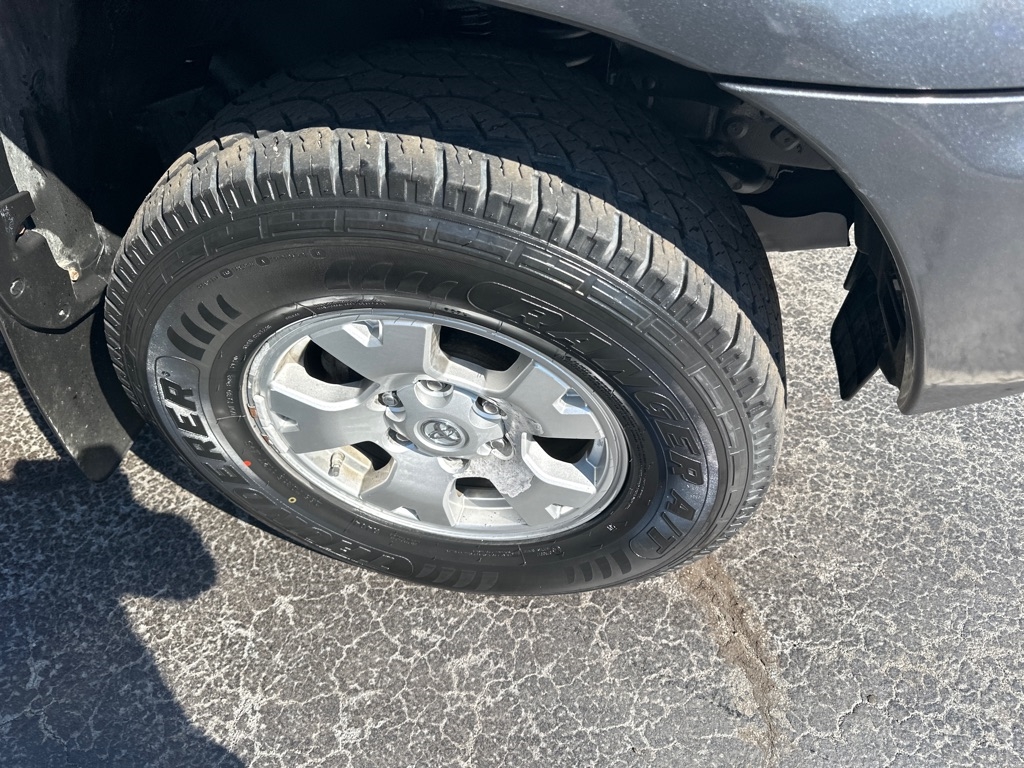 Toyota Tacoma 4WD Access Cab V6 MT (Natl) 2012 Toyota Tacoma 4WD Access Cab V6 MT (Natl) 2012