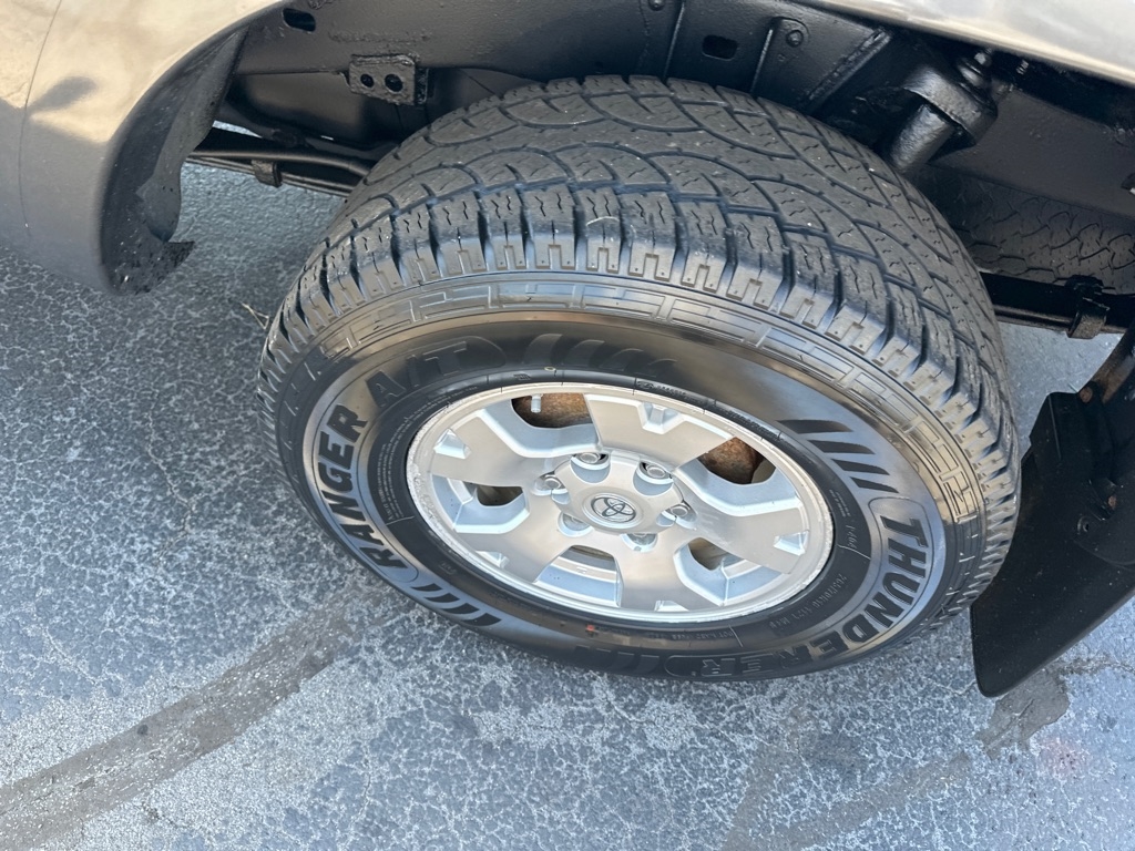 Toyota Tacoma 4WD Access Cab V6 MT (Natl) 2012 Toyota Tacoma 4WD Access Cab V6 MT (Natl) 2012