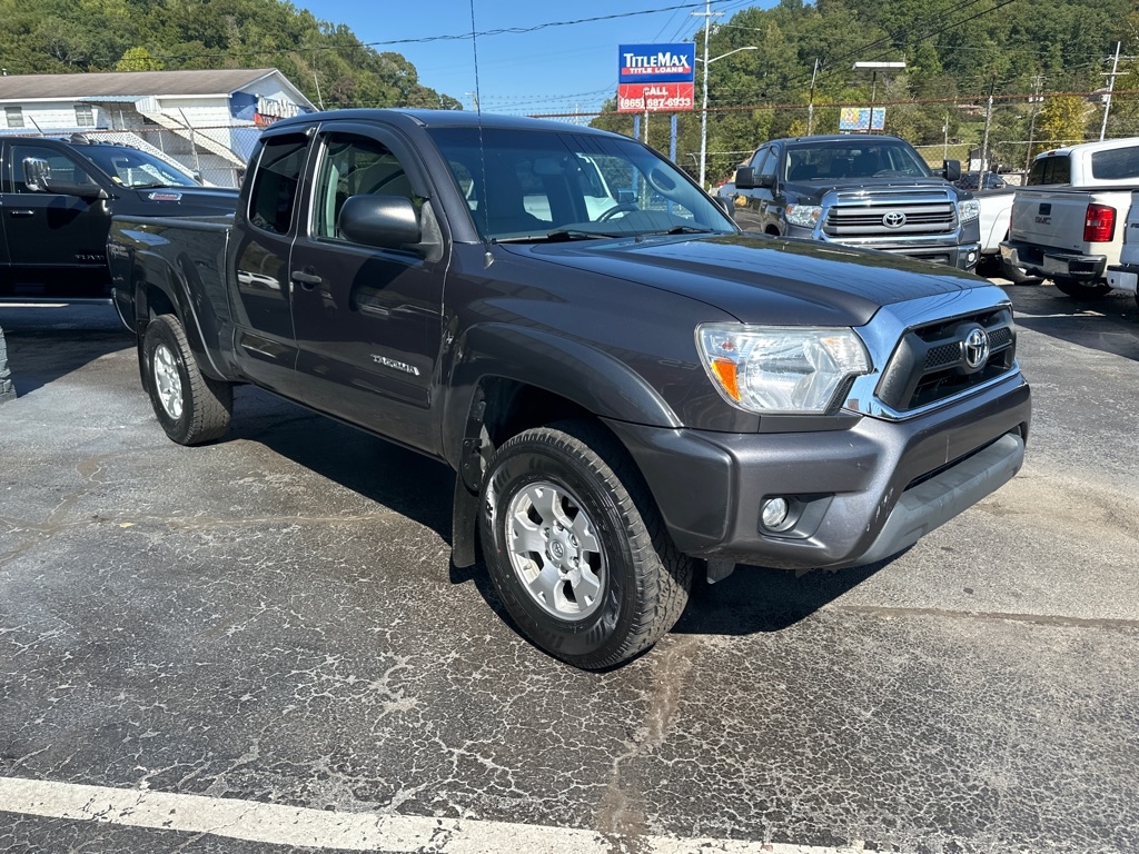 Toyota Tacoma 4WD Access Cab V6 MT (Natl) 2012