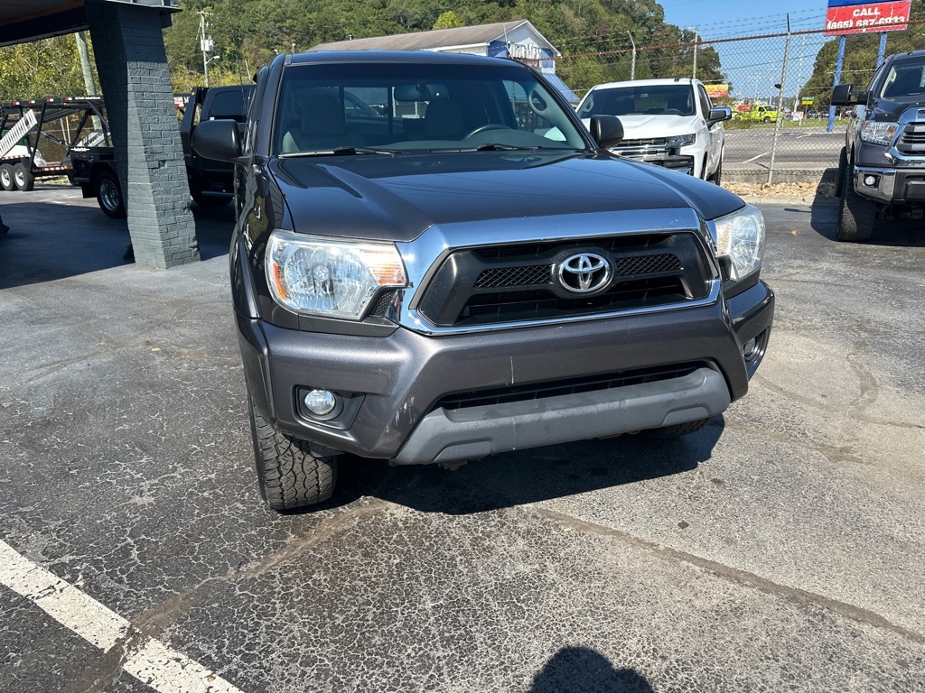 Toyota Tacoma 4WD Access Cab V6 MT (Natl) 2012