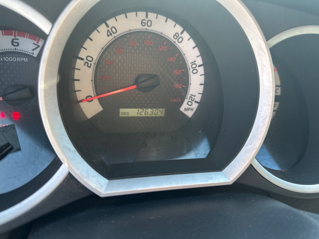 Toyota Tacoma 4WD Access Cab V6 MT (Natl) 2012