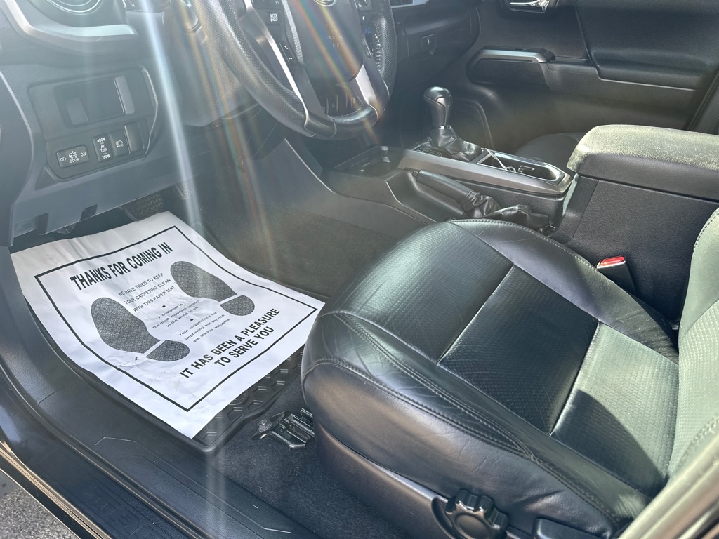 Toyota Tacoma 4WD TRD Off Road Double Cab 6' Bed V6 AT (Natl) 2019 Toyota Tacoma 4WD TRD Off Road Double Cab 6' Bed V6 AT (Natl) 2019