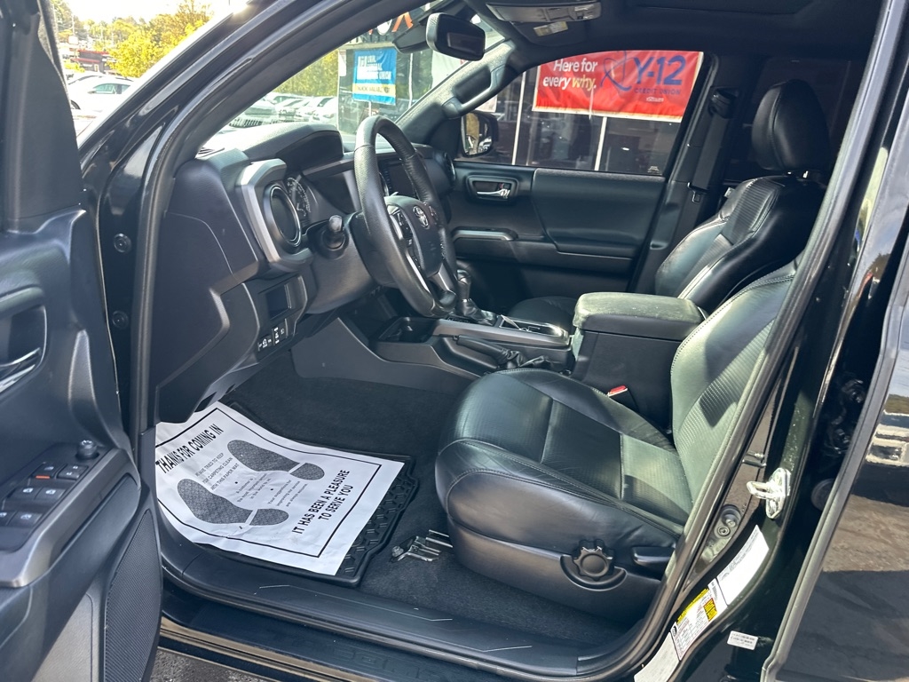 Toyota Tacoma 4WD TRD Off Road Double Cab 6' Bed V6 AT (Natl) 2019 Toyota Tacoma 4WD TRD Off Road Double Cab 6' Bed V6 AT (Natl) 2019