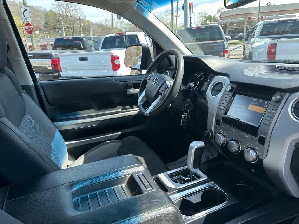 Toyota Tundra 4WD TRD Pro CrewMax 5.5' Bed 5.7L FFV (Natl) 2017