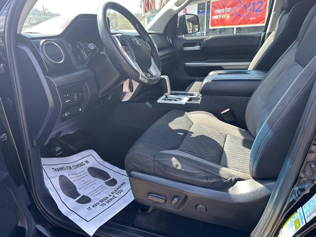 Toyota Tundra 4WD TRD Pro CrewMax 5.5' Bed 5.7L FFV (Natl) 2017