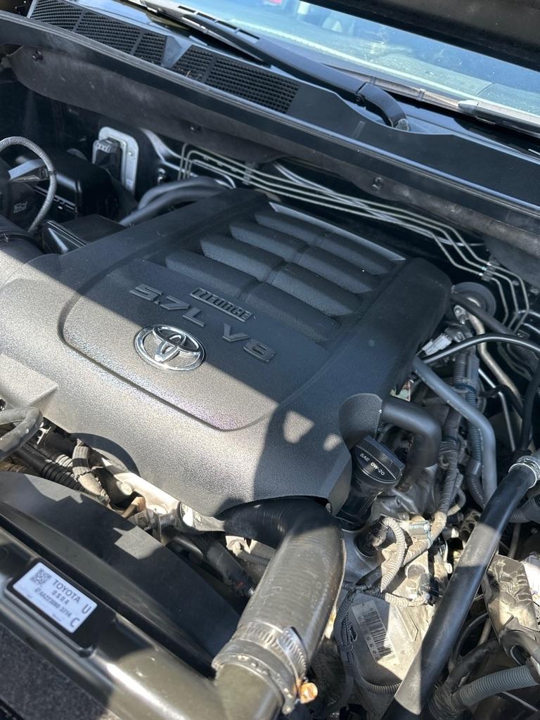 Toyota Tundra 4WD TRD Pro CrewMax 5.5' Bed 5.7L FFV (Natl) 2017