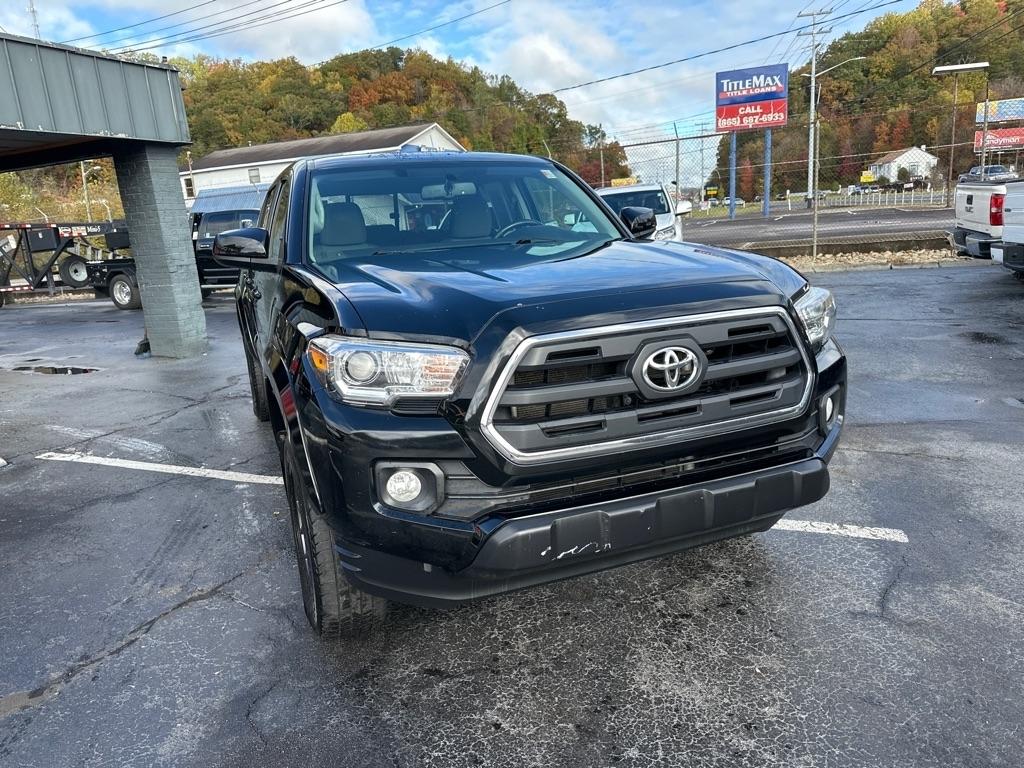 Toyota Tacoma TRD Off Road Double Cab 5' Bed V6 4x4 MT (Natl) 2017