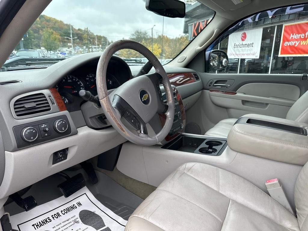 Chevrolet Silverado 1500 4WD Ext Cab 143.5" LTZ 2011