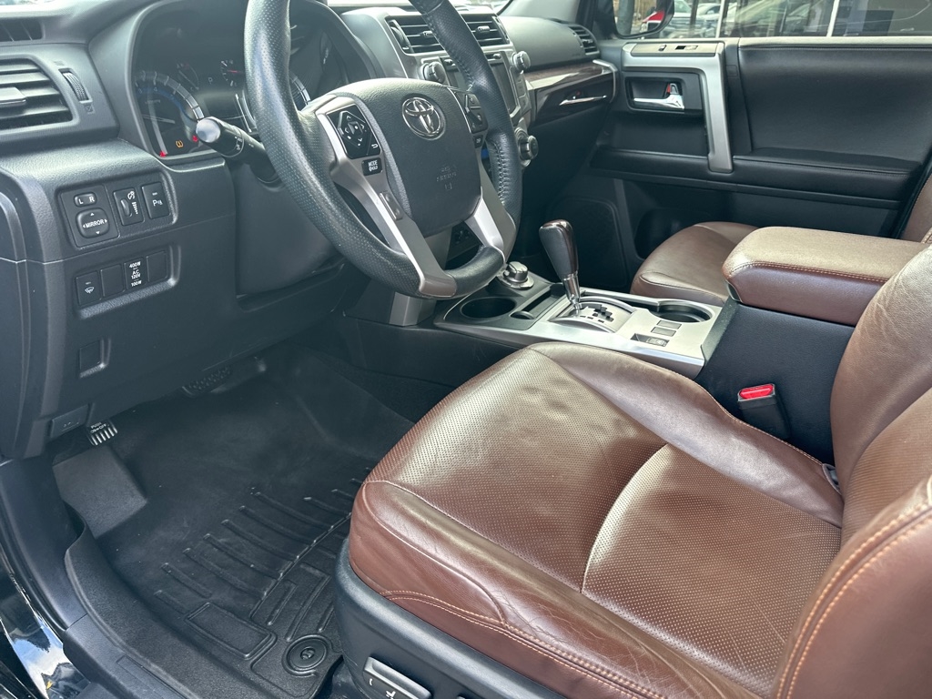 Toyota 4Runner 4WD 4dr V6 Trail Premium (Natl) 2015