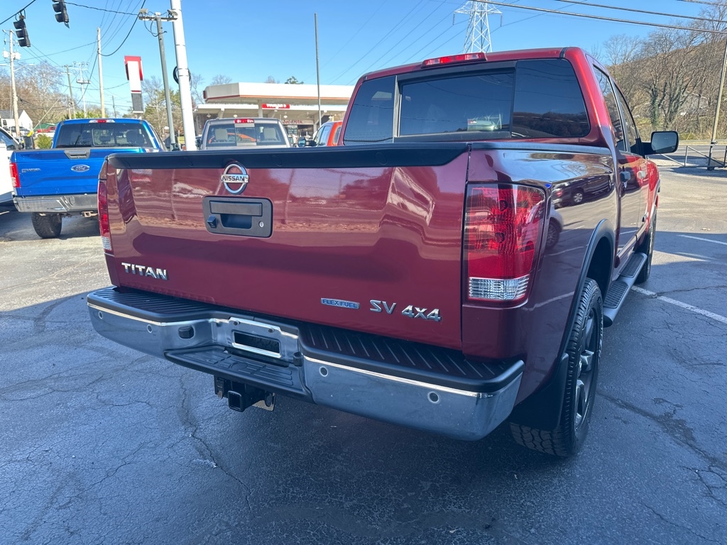 Nissan Titan 4WD Crew Cab SWB SV 2015