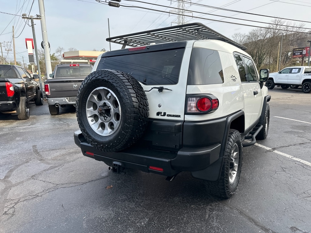 2011 Toyota FJ Cruiser Base photo 3