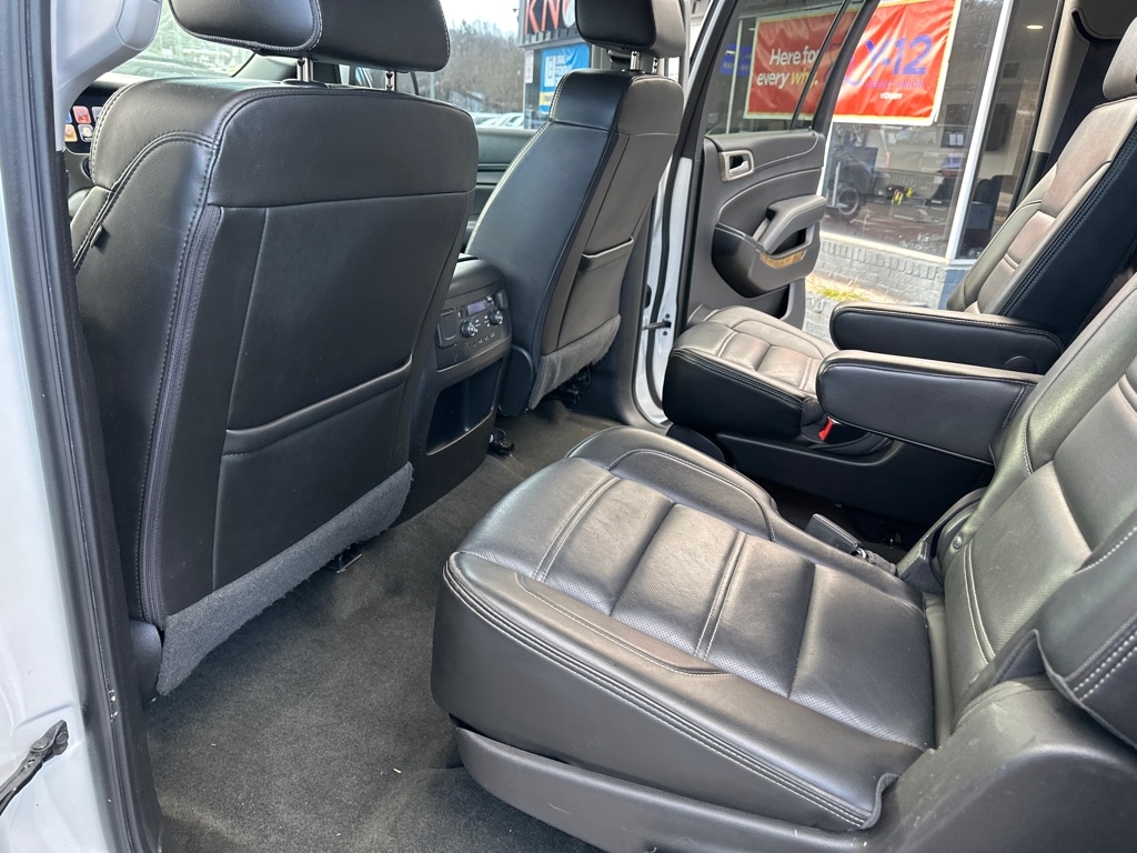 GMC Yukon XL 4WD 4dr Denali 2017