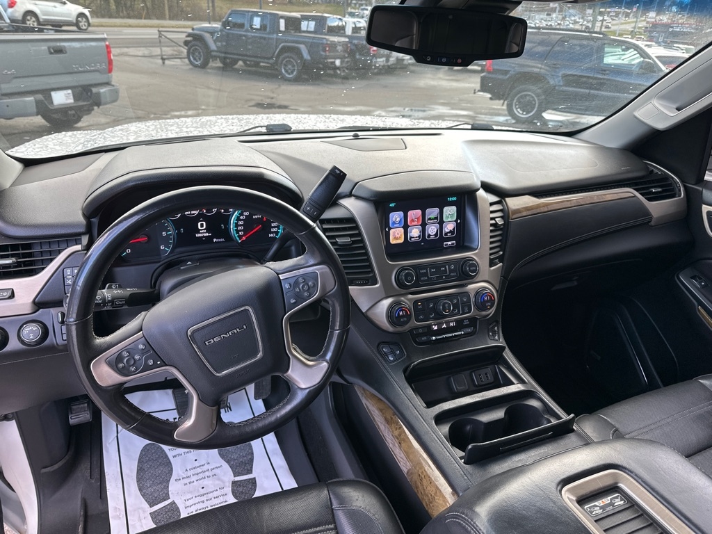 GMC Yukon XL 4WD 4dr Denali 2017