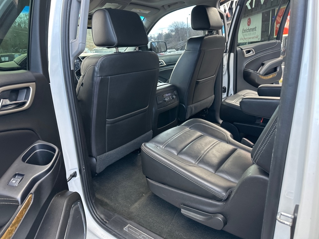 GMC Yukon XL 4WD 4dr Denali 2017