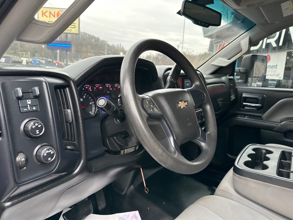 Chevrolet Silverado 2500HD Built After Aug 14 4WD Crew Cab 153.7" Work Truck 2015