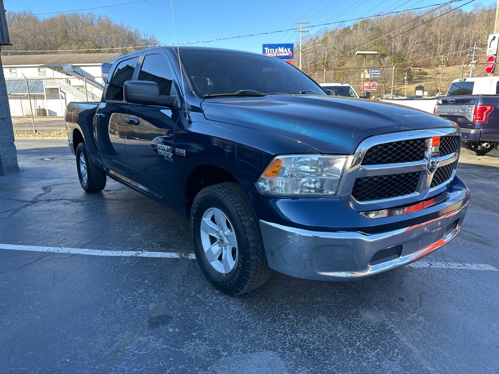 RAM 1500 Classic SLT 4x4 Crew Cab 6'4" Box 2020