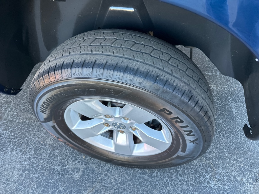 RAM 1500 Classic SLT 4x4 Crew Cab 6'4" Box 2020