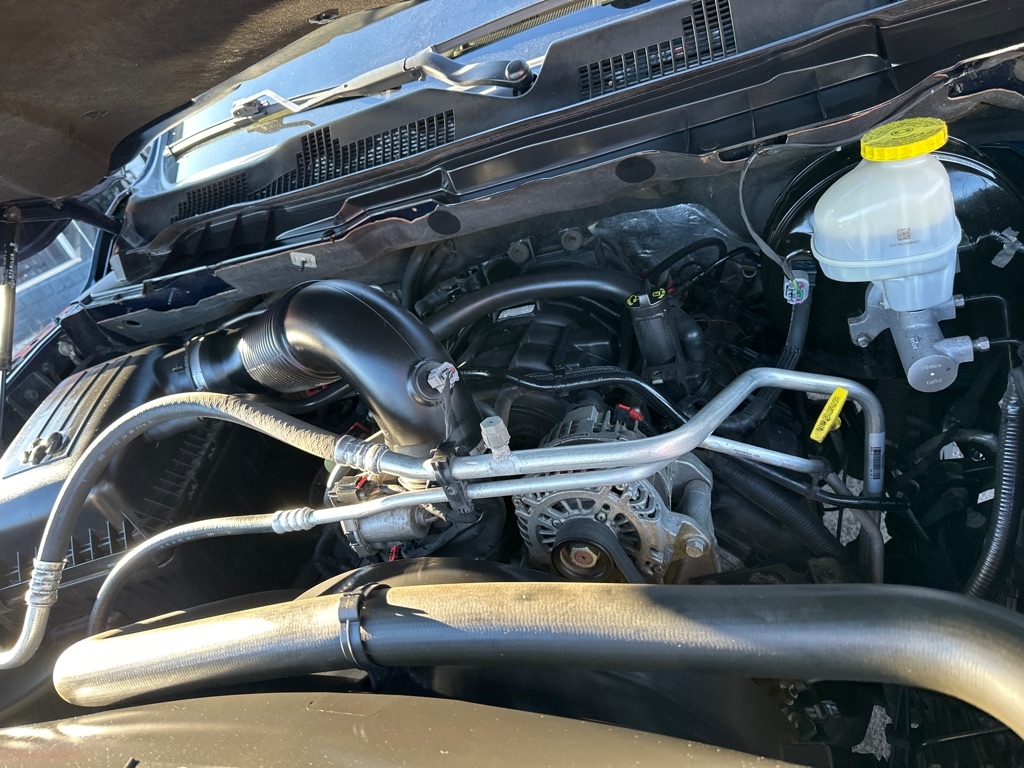 RAM 1500 Classic SLT 4x4 Crew Cab 6'4" Box 2020