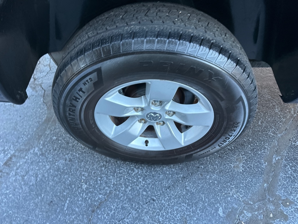 RAM 1500 Classic SLT 4x4 Crew Cab 6'4" Box 2020