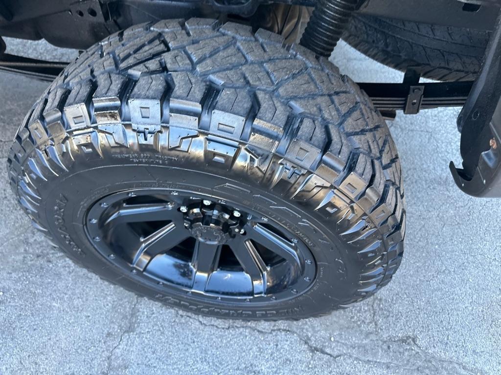 Toyota Tacoma 4WD Double LB V6 AT (Natl) 2010