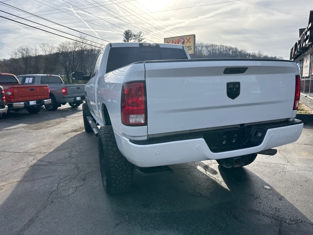 RAM 2500 Big Horn 4x4 Mega Cab 6'4" Box 2018