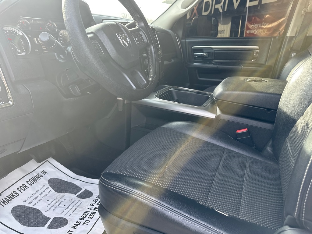 RAM 2500 Big Horn 4x4 Mega Cab 6'4" Box 2018