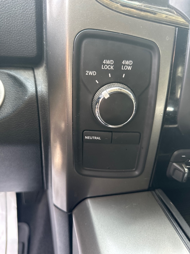 RAM 2500 Big Horn 4x4 Mega Cab 6'4" Box 2018