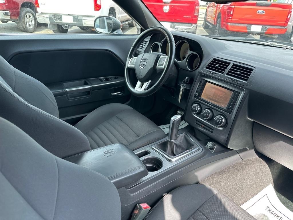 Dodge Challenger 2dr Cpe R/T 2013