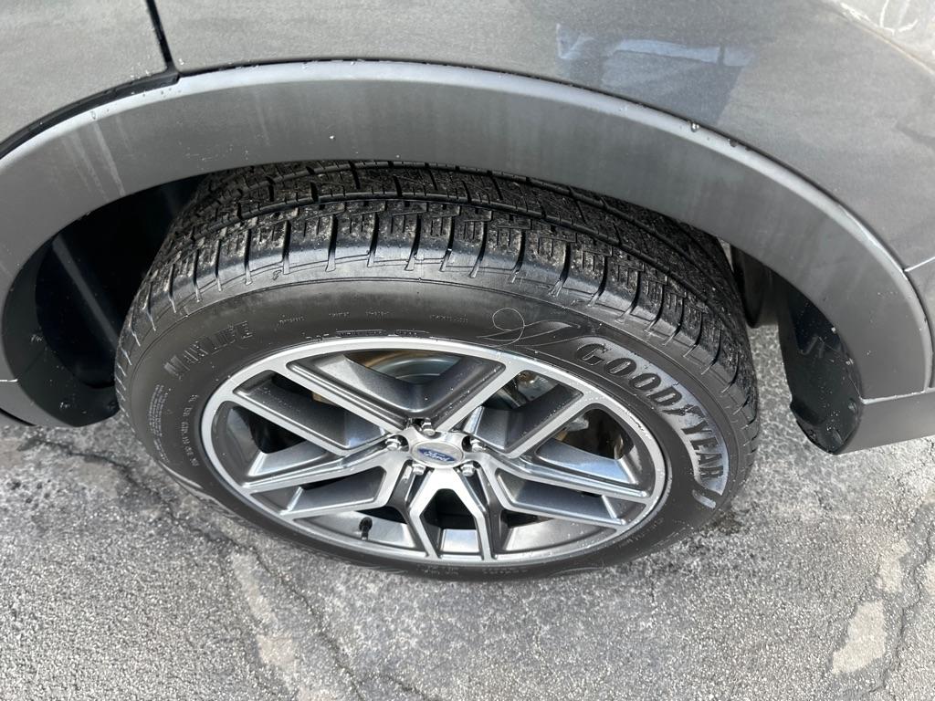 Ford Explorer 4WD 4dr Sport 2016