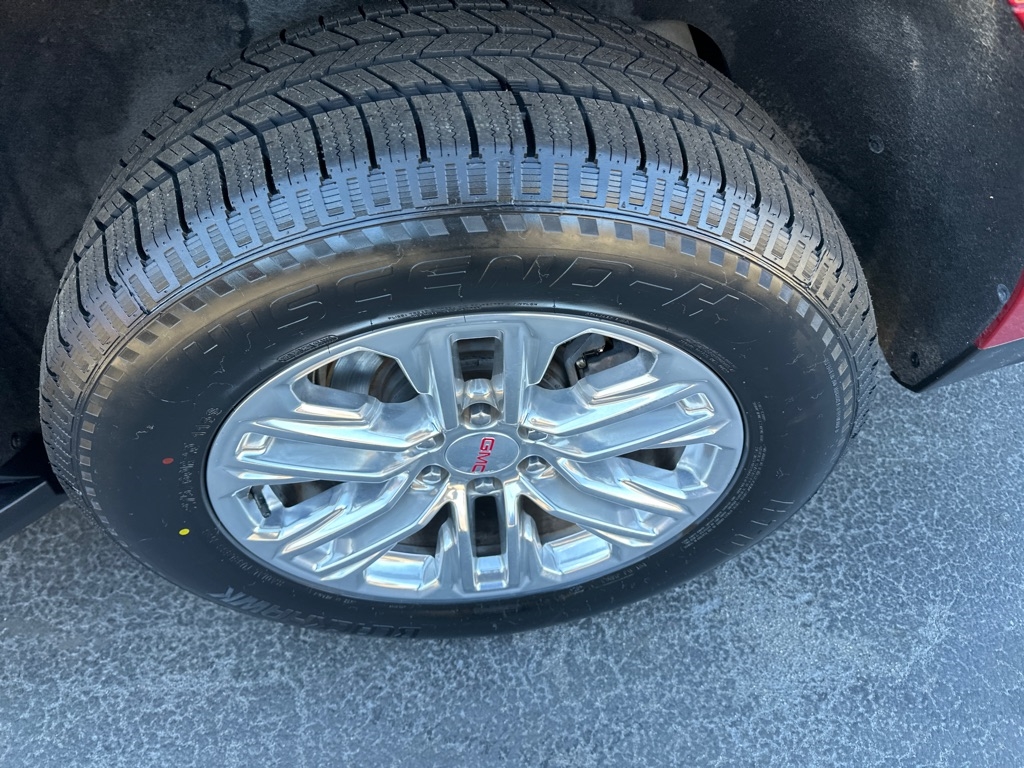 GMC Yukon 4WD 4dr SLT 2021