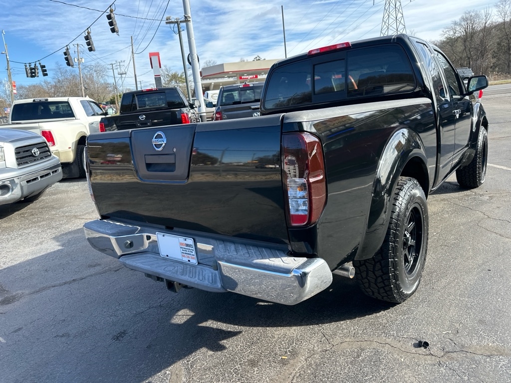 Nissan Frontier 2WD King Cab V6 Auto SE 2010