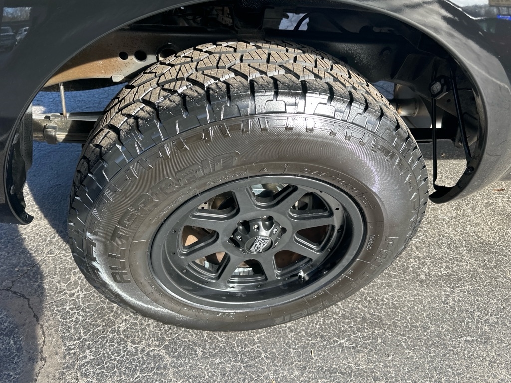 Nissan Frontier 2WD King Cab V6 Auto SE 2010