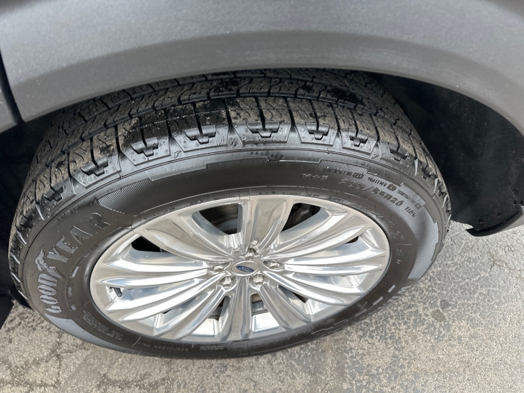 Ford Explorer Limited 4WD 2020