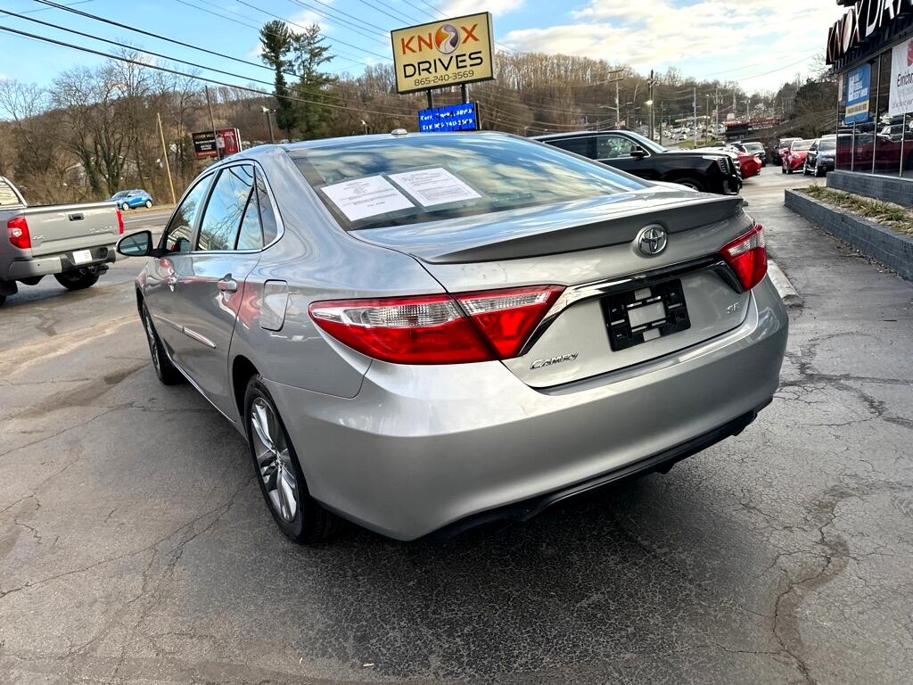 Toyota Camry 4dr Sdn I4 Auto SE w/Special Edition Pkg (Natl) 2016