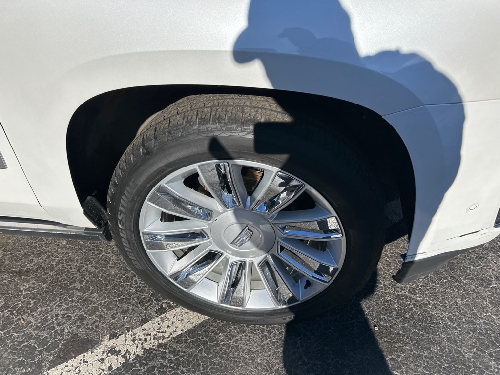 Cadillac Escalade 4WD 4dr Platinum 2017