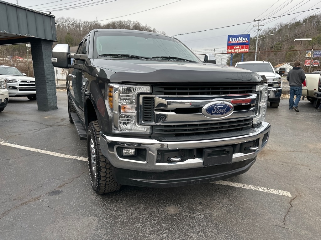 Ford Super Duty F-250 SRW King Ranch 4WD Crew Cab 8' Box 2018