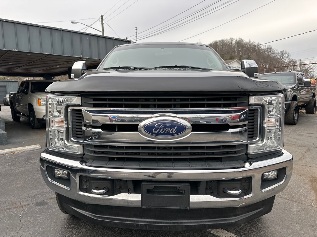 Ford Super Duty F-250 SRW King Ranch 4WD Crew Cab 8' Box 2018