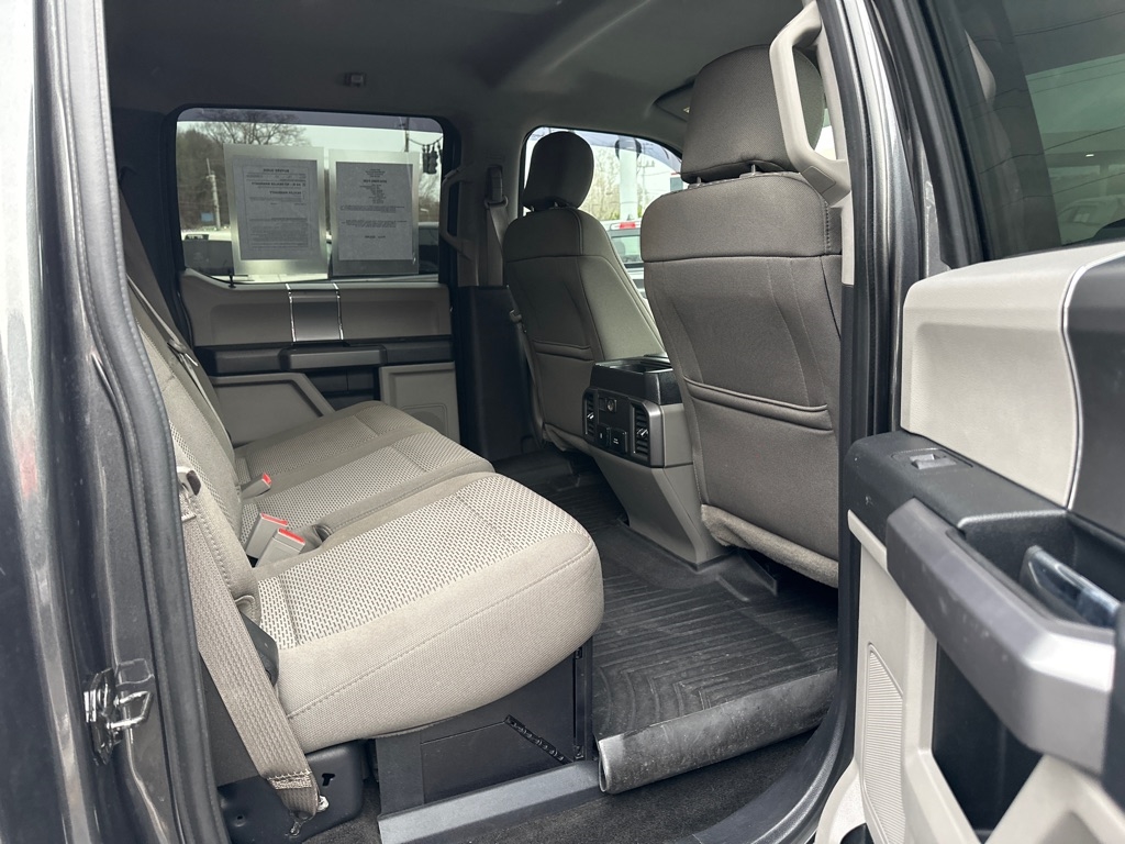 Ford Super Duty F-250 SRW King Ranch 4WD Crew Cab 8' Box 2018